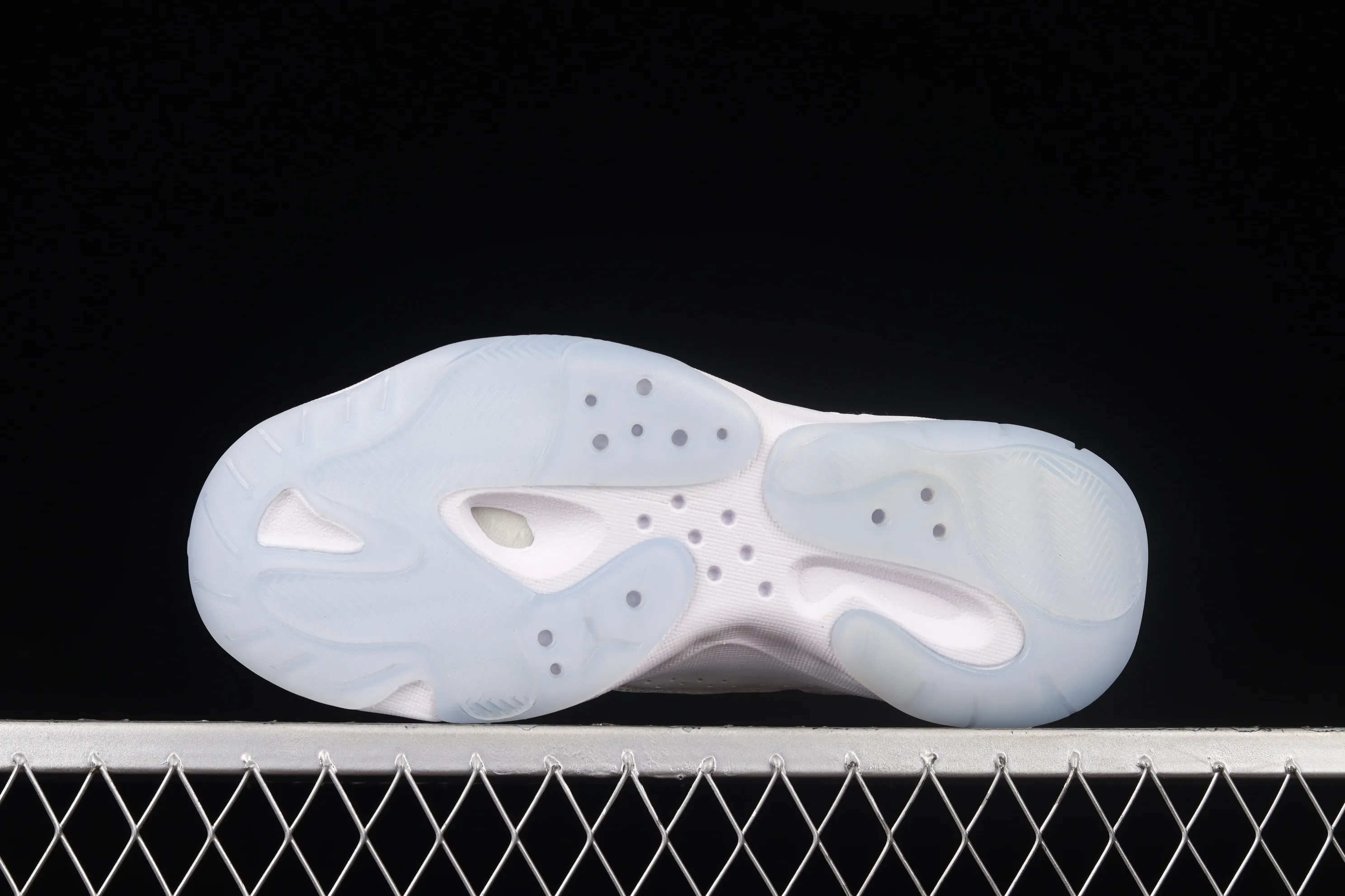 All categories Air Jordan Jordan series basketball shoes Air Jordan 11 Air Jordan 11 CMFT Low AJ11 Joe 11 South Coast low-top anti-slip shock-absorbing basketball shoes CW0784-104